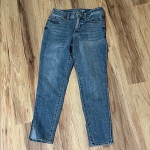 Old Navy Women's Straight Leg Blue Jeans